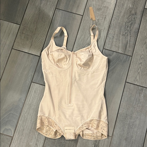 SHAPELLX Shapewear for Women Tummy Control Half Body - Picture 5 of 7